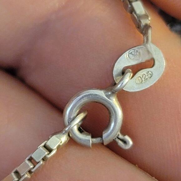 Vintage 925 Native? Hinged Pendant on 24" Sterling Necklace - Picture 7 of 7